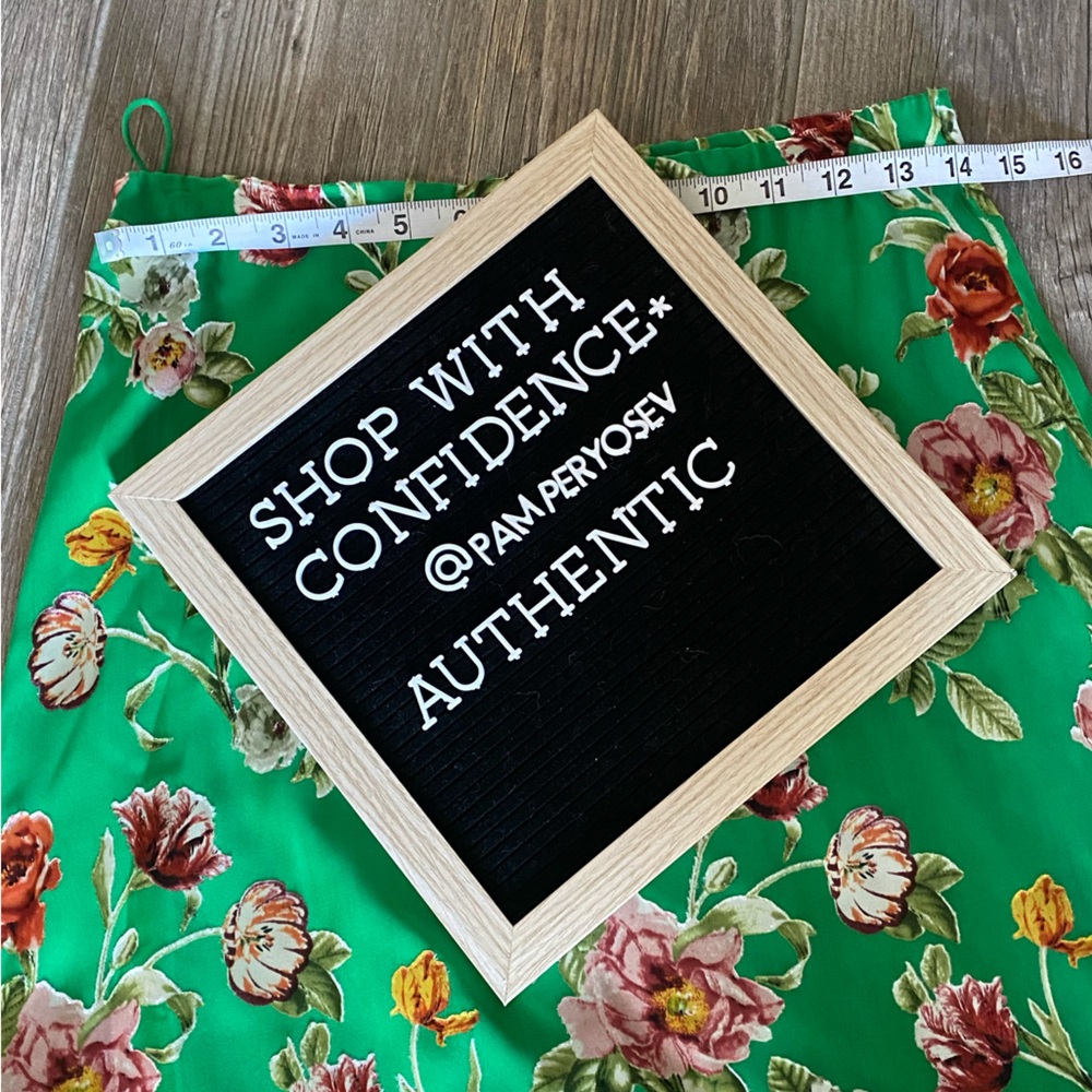 Alice + Olivia Soraya High Low Skirt - Picture 9 of 16